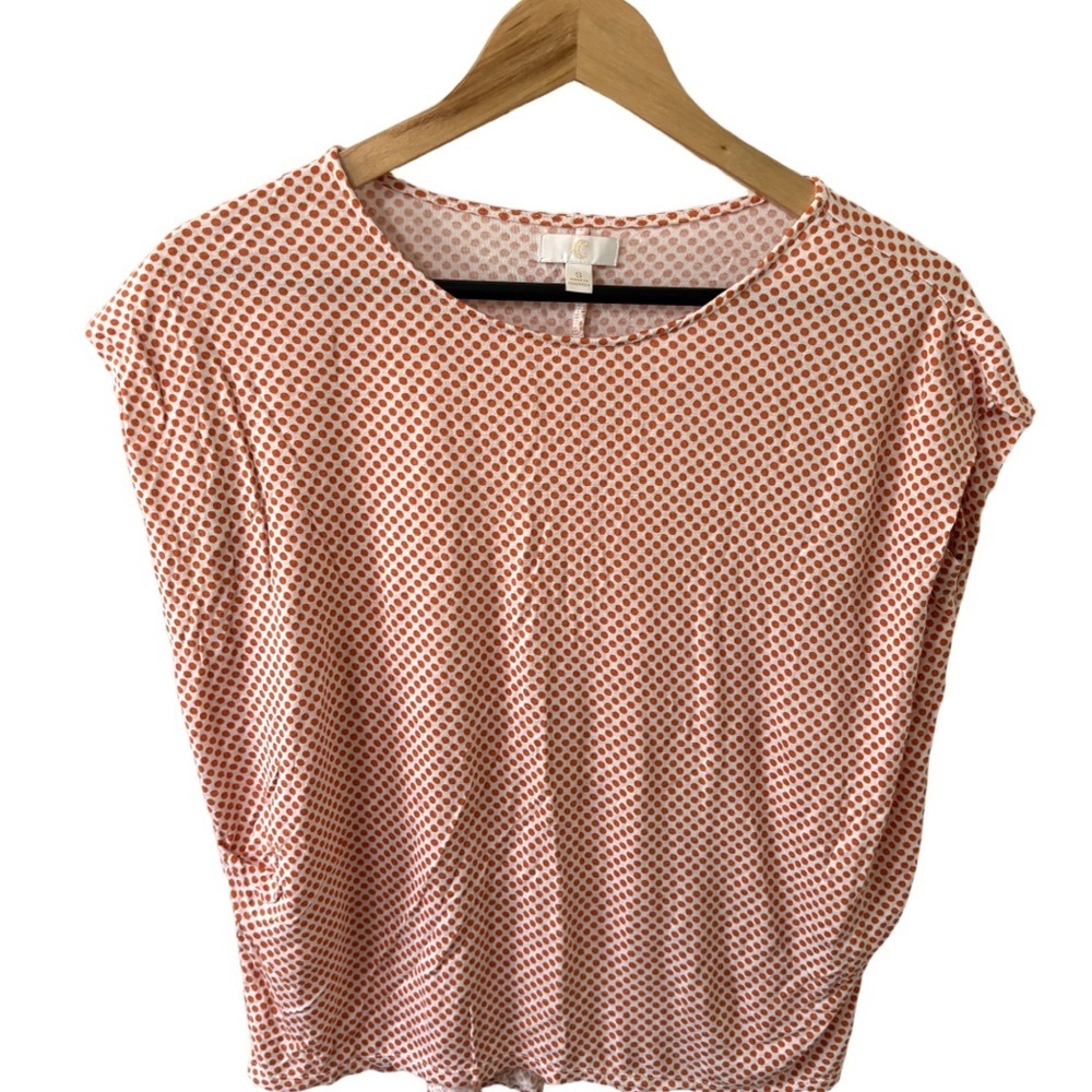 C Women's Red and White Geometric Tee